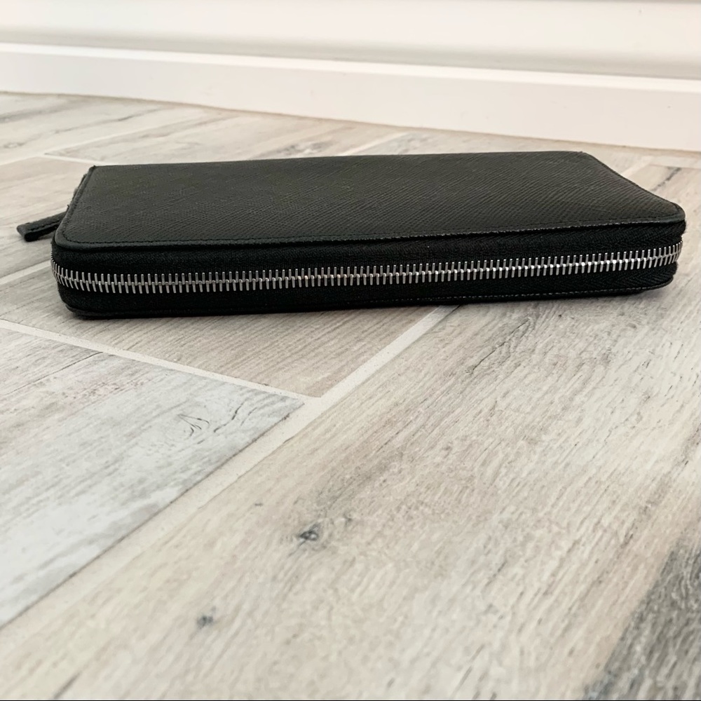 Prada Black Saffiano Leather XL Organizer Wallet - Picture 6 of 12